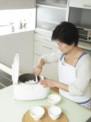 歌舞伎町で注目！ホストクラブに参ろう